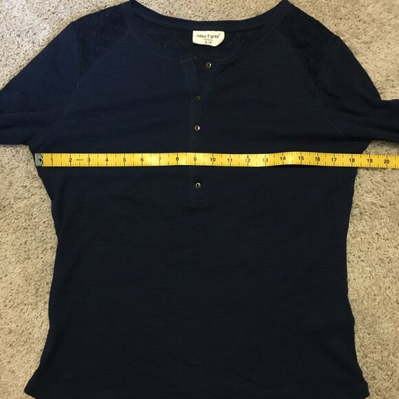100% Cotton Bleu Gray Lace Shoulder 1/4 Button Down Dark Blue Top - Small - Picture 11 of 15
